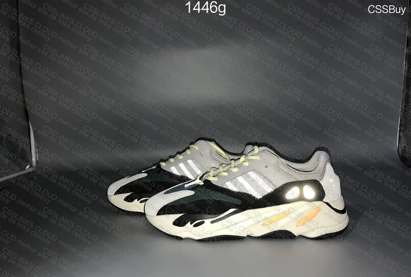 YEEZY 700 - WAVERUNNER 4