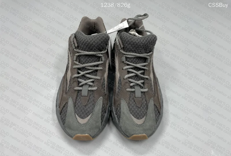 Yeezy 700v2 Geode - LW