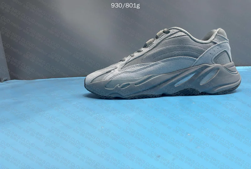 Yeezy 700 V2 Hospital Blue (YOLO Blind) 5