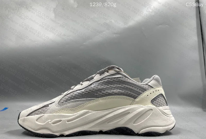 Yeezy 700 V2 OG, GL?