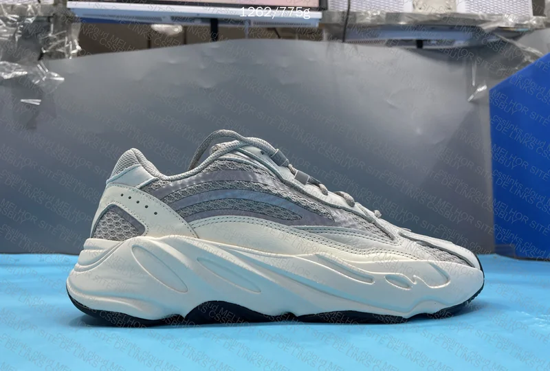 Yeezy 700v2 Static LW 7