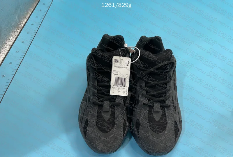 Yeezy 700v2 Vanta (Batch GC JDMY) 10