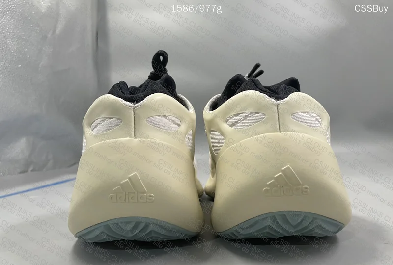 YEEZY 700v3 azael 2