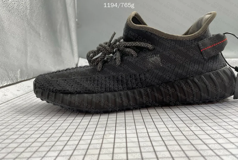 yeezy aleatorio 9