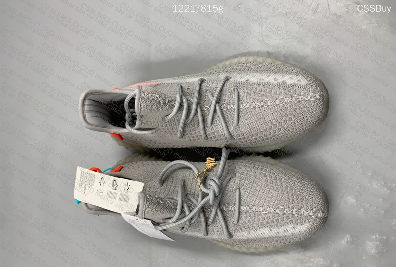 Yeezy Antila /Tail Light