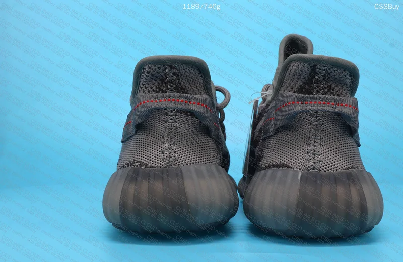 Yeezy Beluga 2.0 4