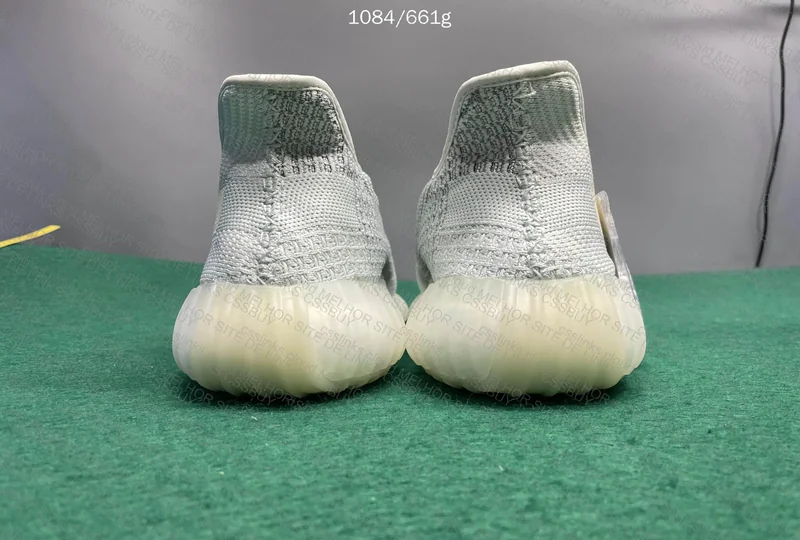 Yeezy blind 5