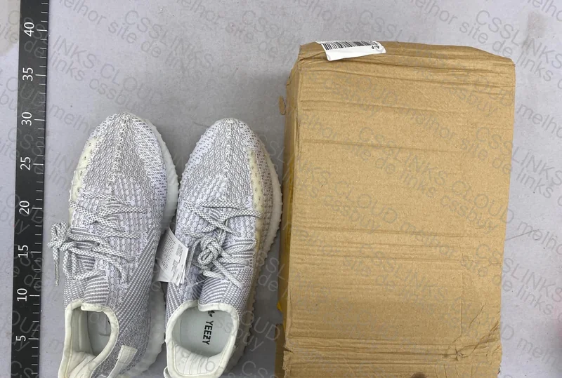 yeezy blind 2