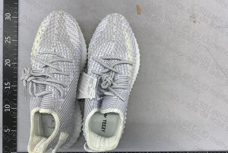 yeezy blind 4