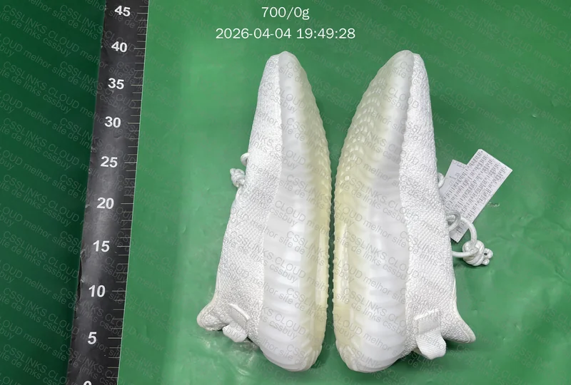 Yeezy Blind