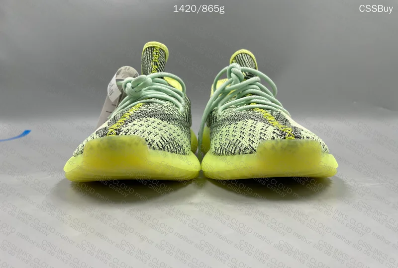 Yeezy Blind Box - 1 Pair 7