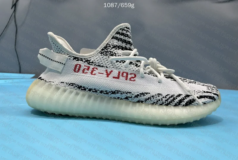 YEEZY BLIND BOX 5