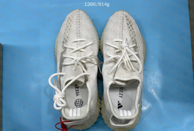 Yeezy blind box 2
