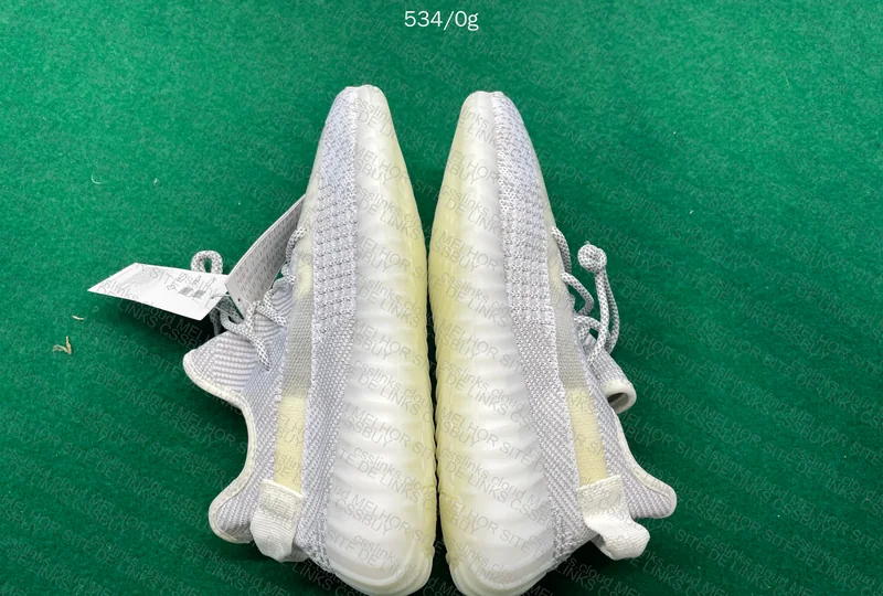 Yeezy - Blind Box 2