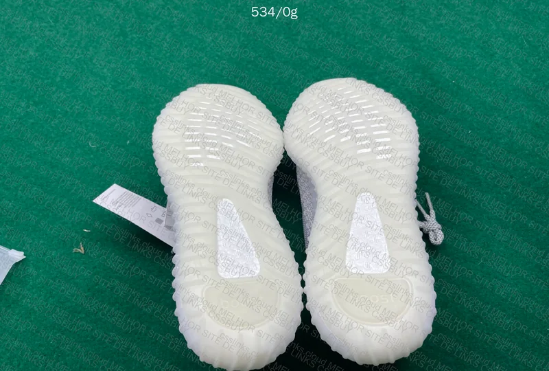 Yeezy - Blind Box 7
