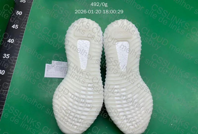 Yeezy Blind Box 4