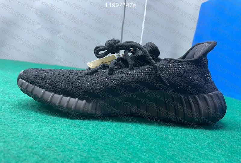 Yeezy Blind Oreo 350v2
