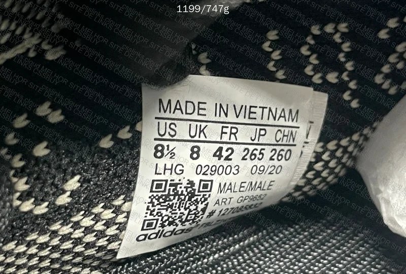 Yeezy Blind Oreo 350v2 2