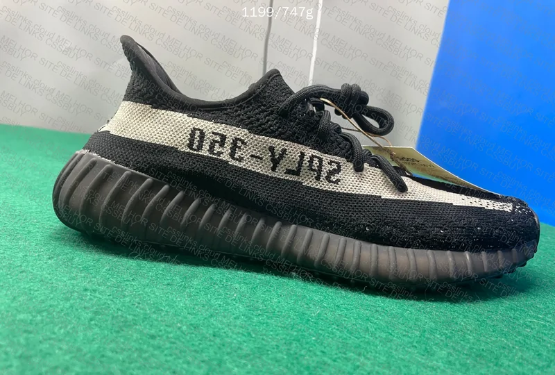 Yeezy Blind Oreo 350v2 5