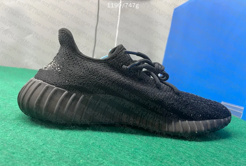 Yeezy Blind Oreo 350v2 6