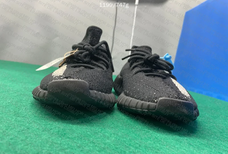 Yeezy Blind Oreo 350v2 8