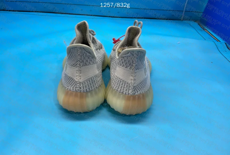 Yeezy Blindbox 3