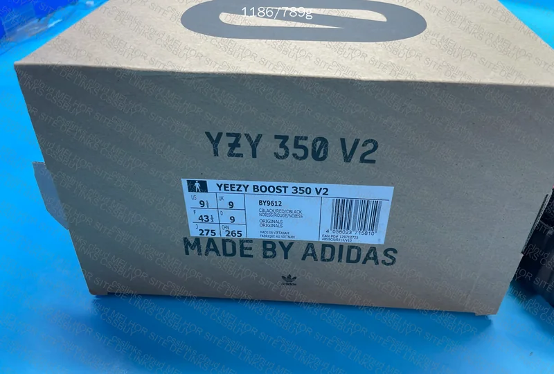 Yeezy BlindBox JMDY GL? 4