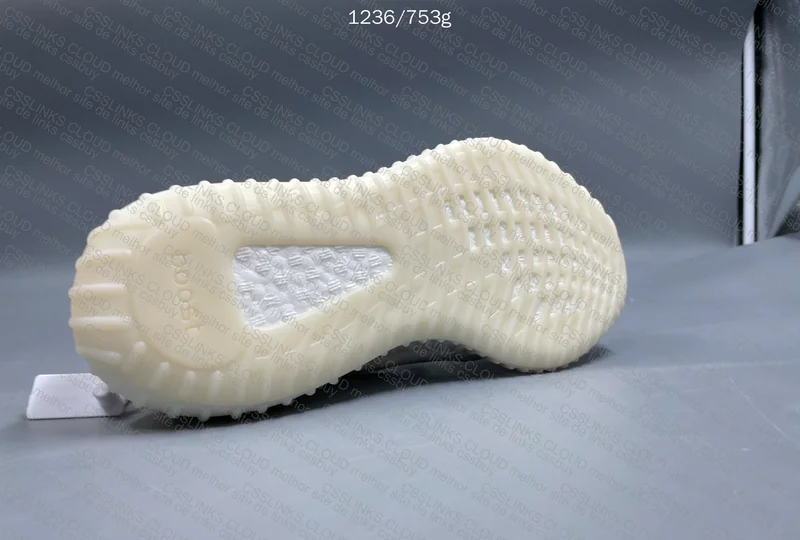 YEEZY BONE OG