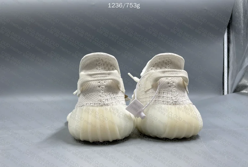 YEEZY BONE OG 10