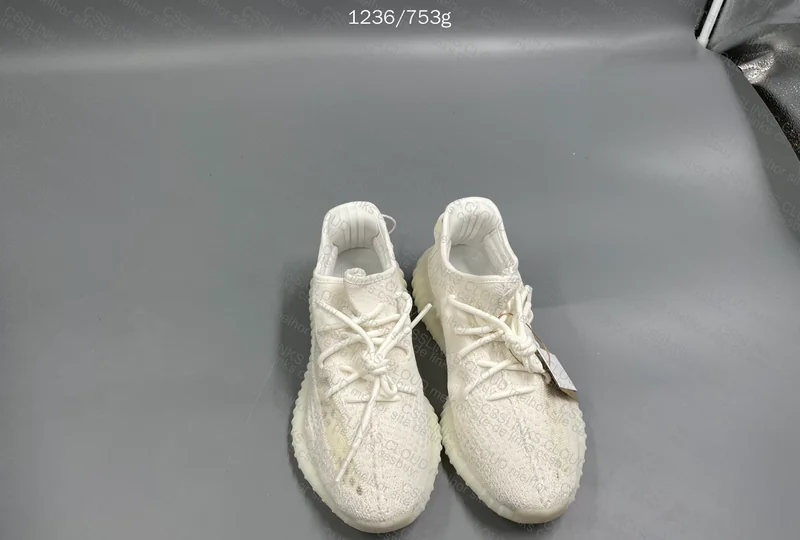 YEEZY BONE OG 8