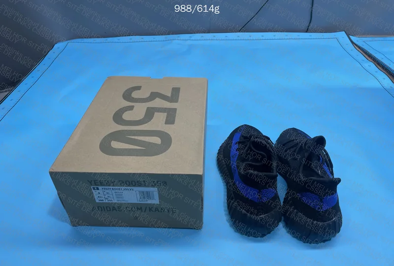 YEEZY BOOST 350 BLIND BOX 4