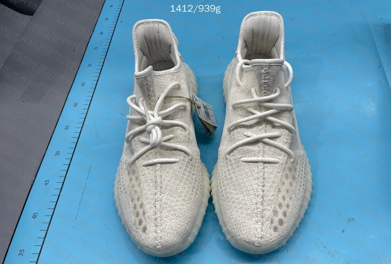 Yeezy Boost 350 (Bone)