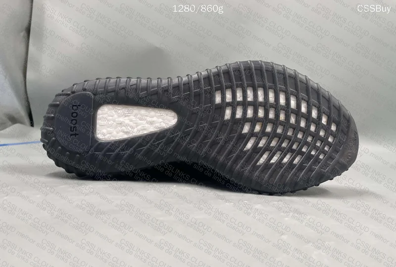 Yeezy Boost 350 Onyx 7