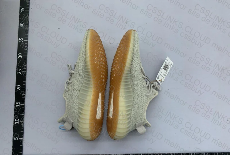 Yeezy boost 350 Sesame 8