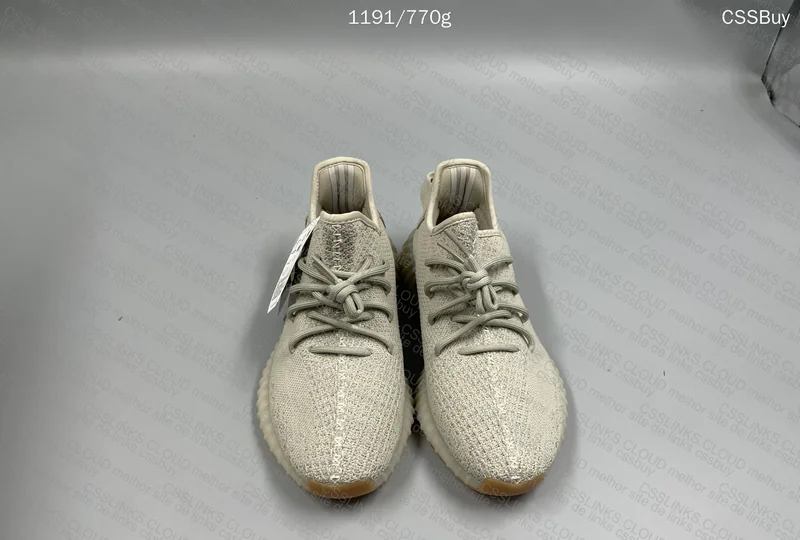 Yeezy Boost 350 V2 3