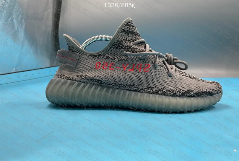 Yeezy Boost 350 V2 - Beluga 2.0 6