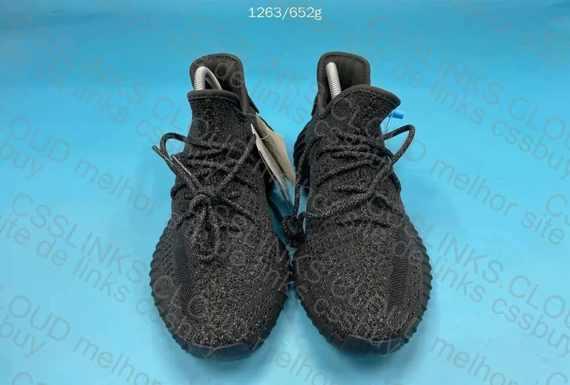 Yeezy boost 350 v2 Black 4