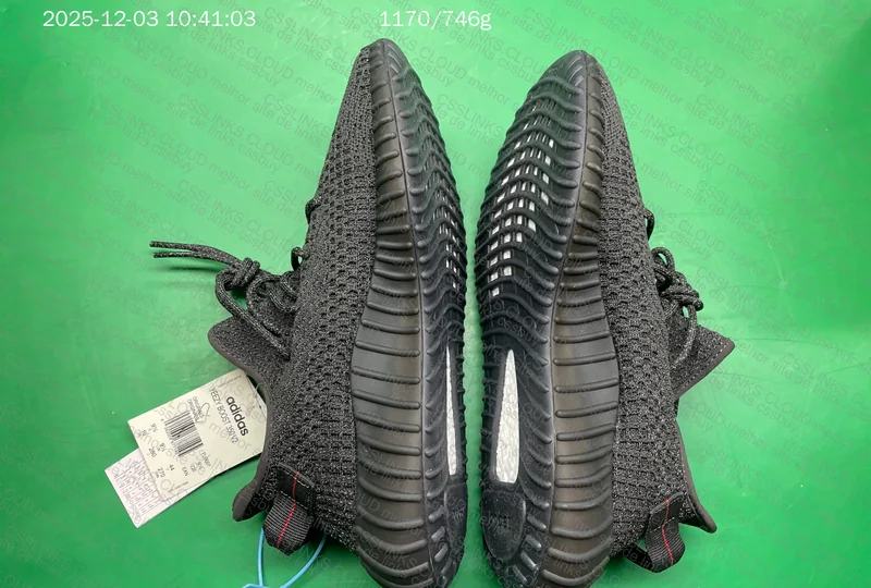 Yeezy Boost 350 V2 Black Spray Reflective 2