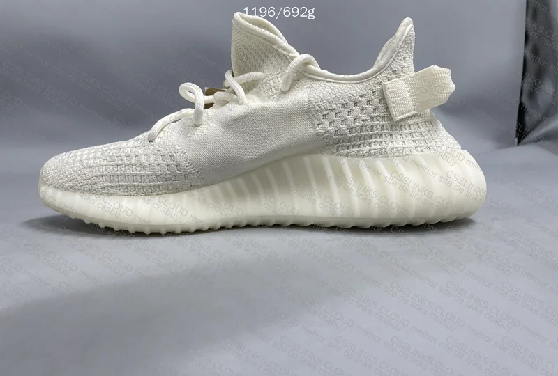 Yeezy Boost 350 V2 - Bone 3