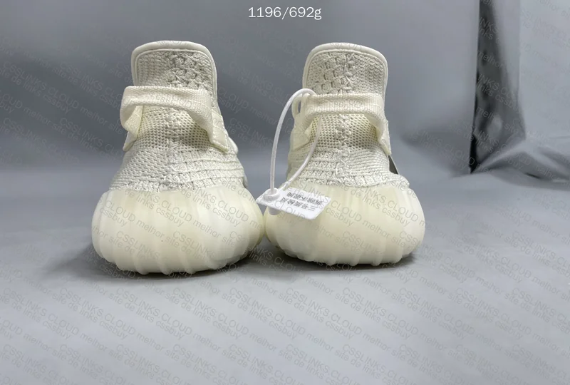 Yeezy Boost 350 V2 - Bone 4
