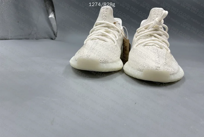 Yeezy Boost 350 V2 Bone