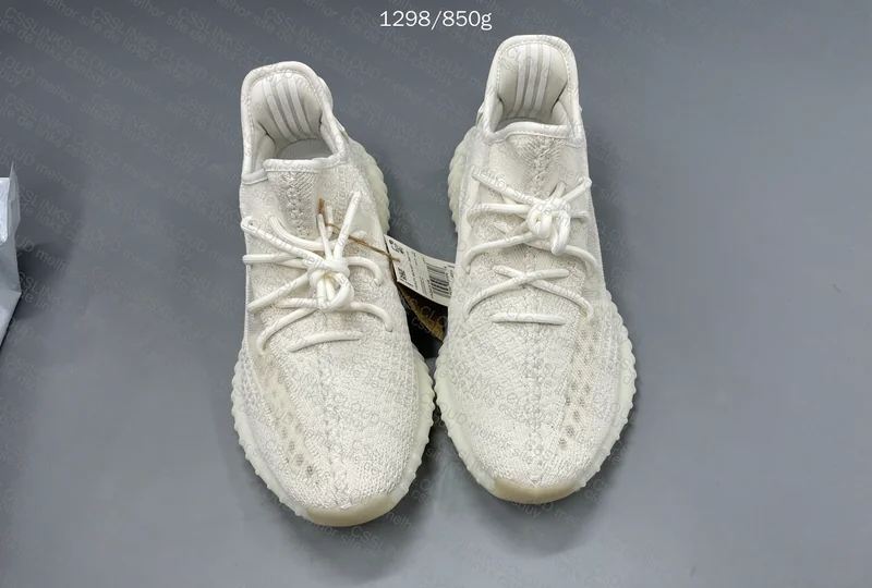 Yeezy Boost 350 V2 'Bone' 3