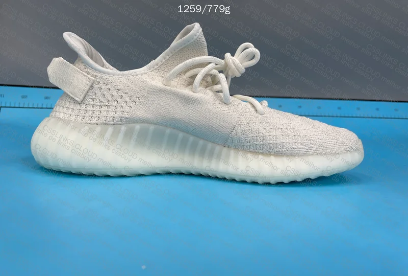 Yeezy Boost 350 V2 Bone 3