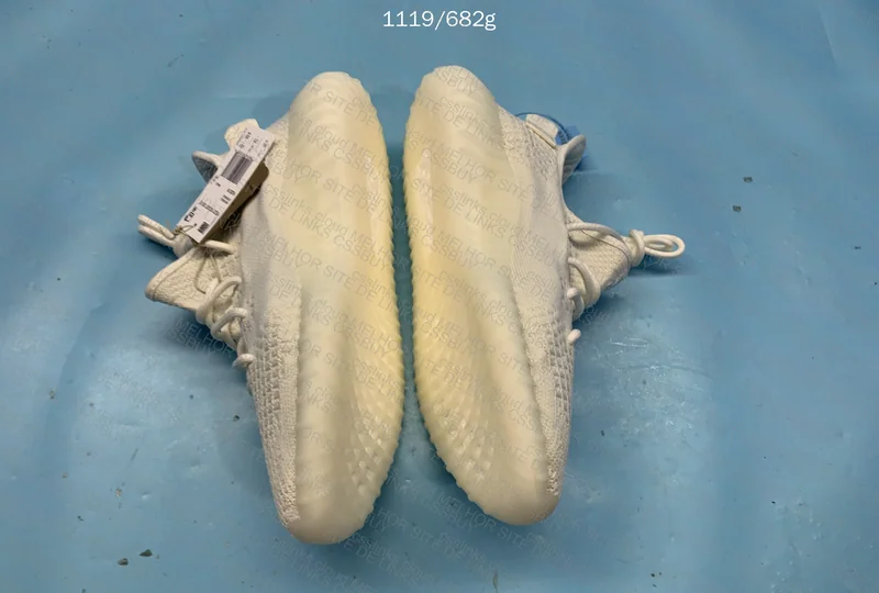 Yeezy Boost 350 V2 Bone 7