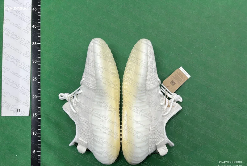 Yeezy Boost 350 V2 Bone (A1)