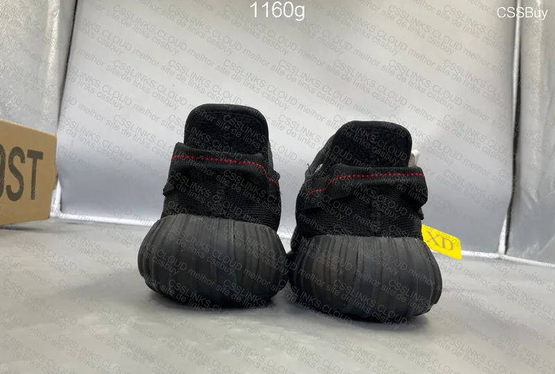 Yeezy Boost 350 V2 Bred