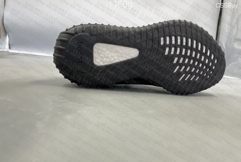 Yeezy Boost 350 V2 Bred 5