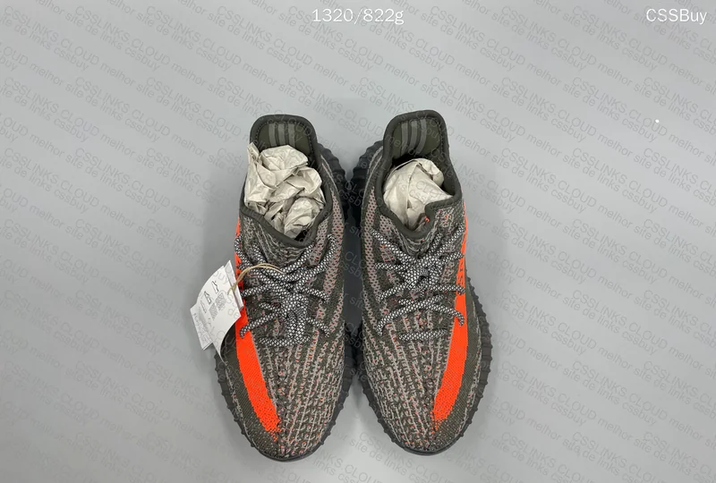 Yeezy Boost 350 V2 "Carbon Beluga" 5