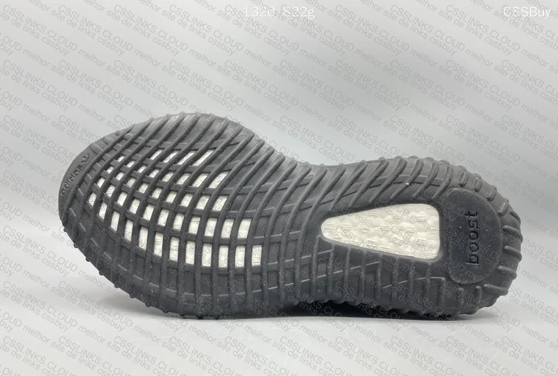 Yeezy Boost 350 V2 "Carbon Beluga" 6