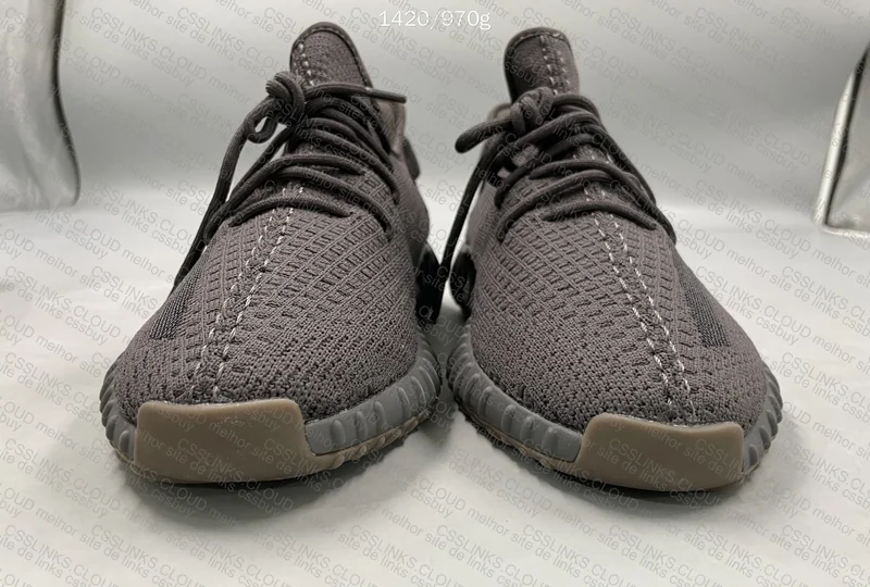 Yeezy Boost 350 v2 Cinder 2
